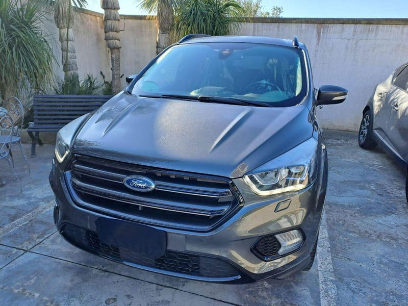 Ford Kuga 2.0 TDCI 180 CV S&S 4WD ST-Line