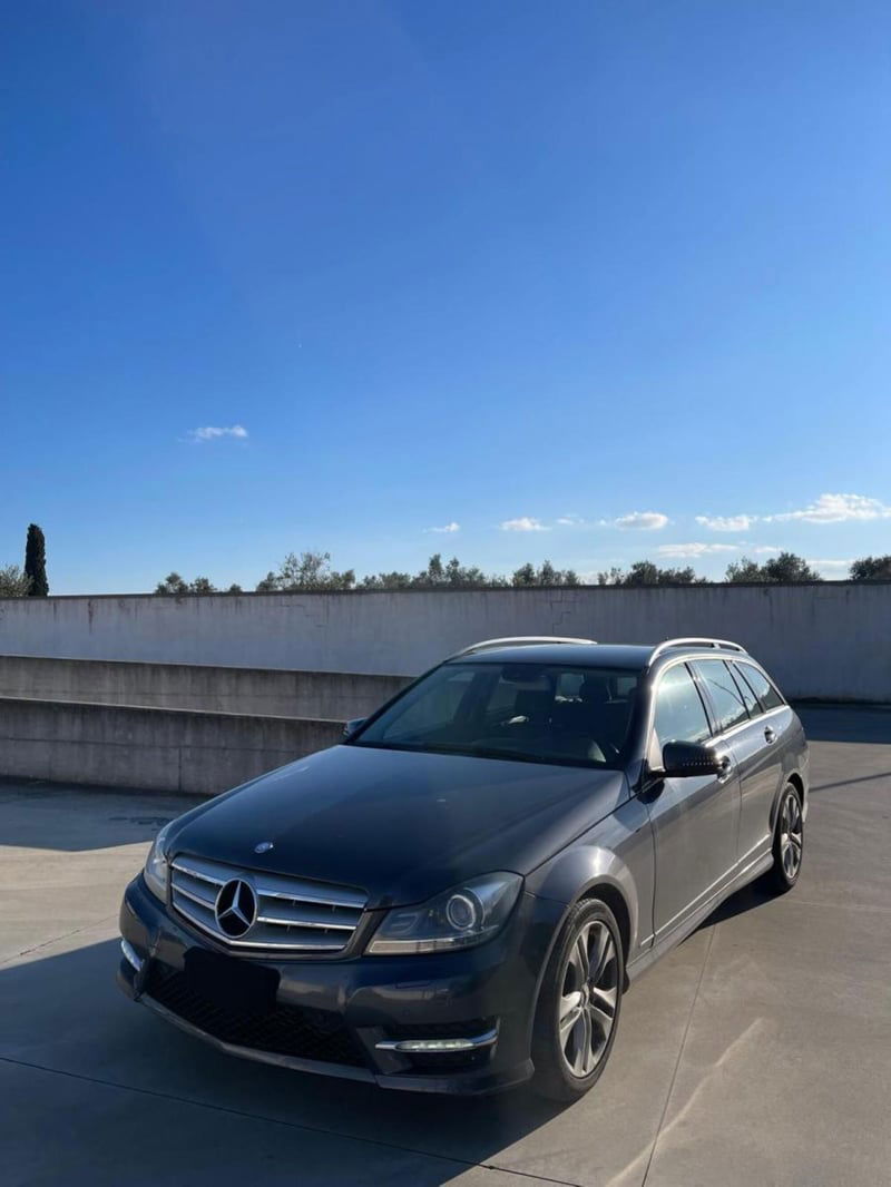 Mercedes-Benz Classe C Station Wagon 220 CDI BlueEFFICIENCY Avantgarde