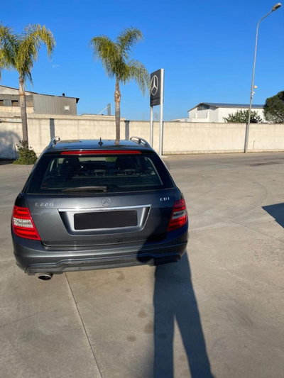 Mercedes-Benz Classe C Station Wagon 220 CDI BlueEFFICIENCY Avantgarde (3)