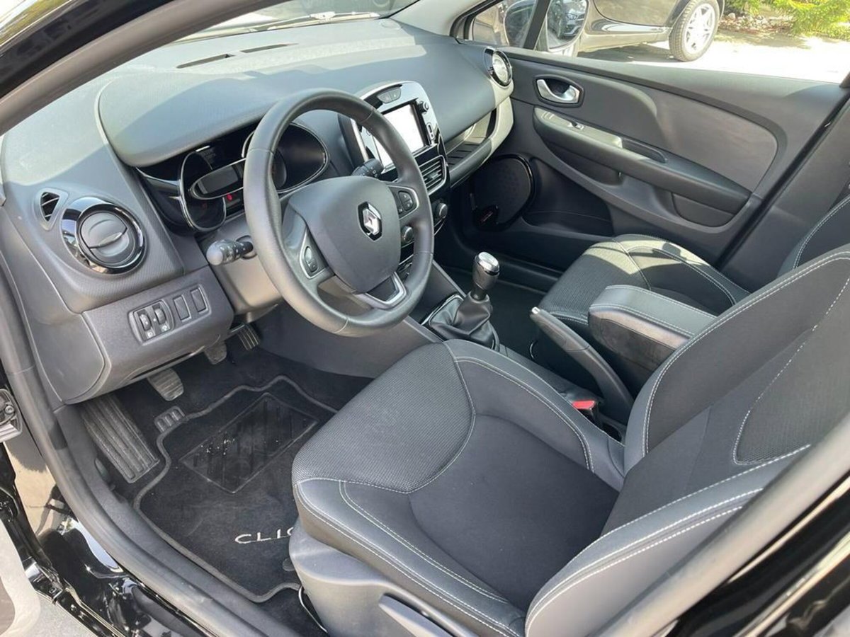 Renault Clio SCe 75 CV 5 porte Zen (10)