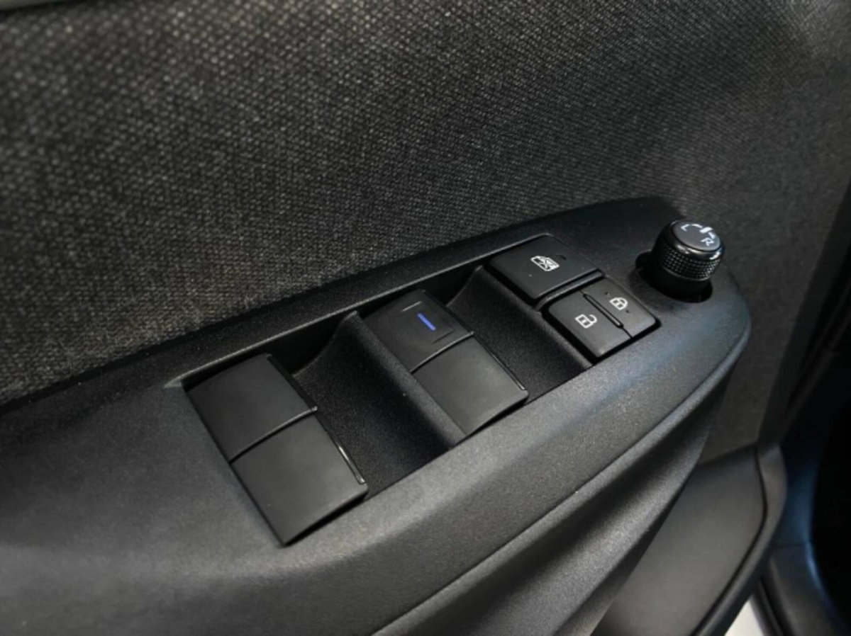 Toyota Yaris Cross 1.5 Hybrid 5p. E-CVT Premiere (10)