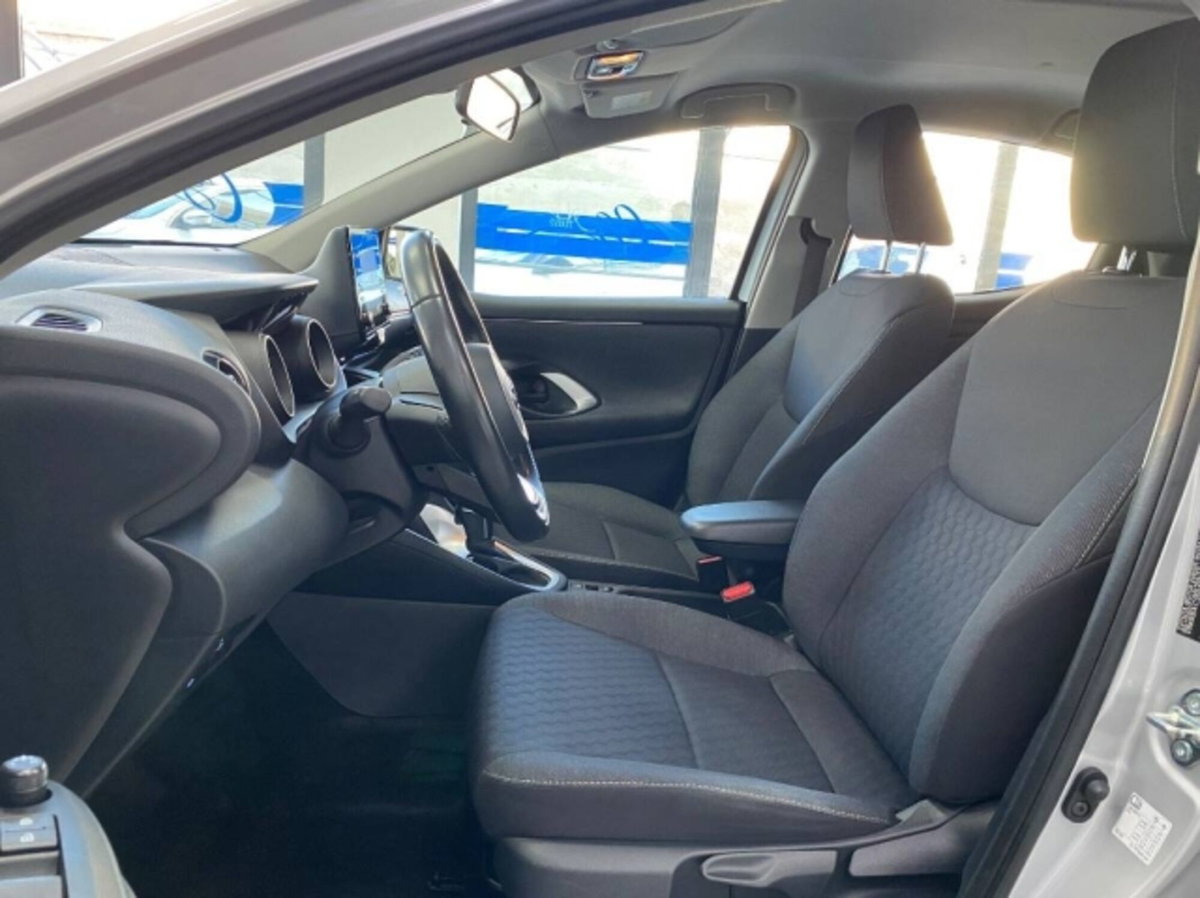 Toyota Yaris Cross 1.5 Hybrid 5p. E-CVT Premiere (11)