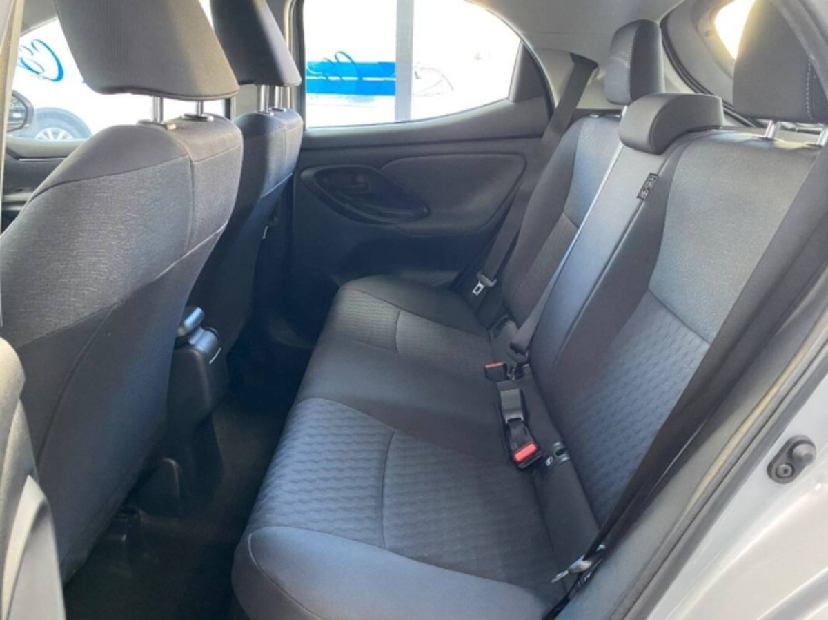 Toyota Yaris Cross 1.5 Hybrid 5p. E-CVT Premiere (12)