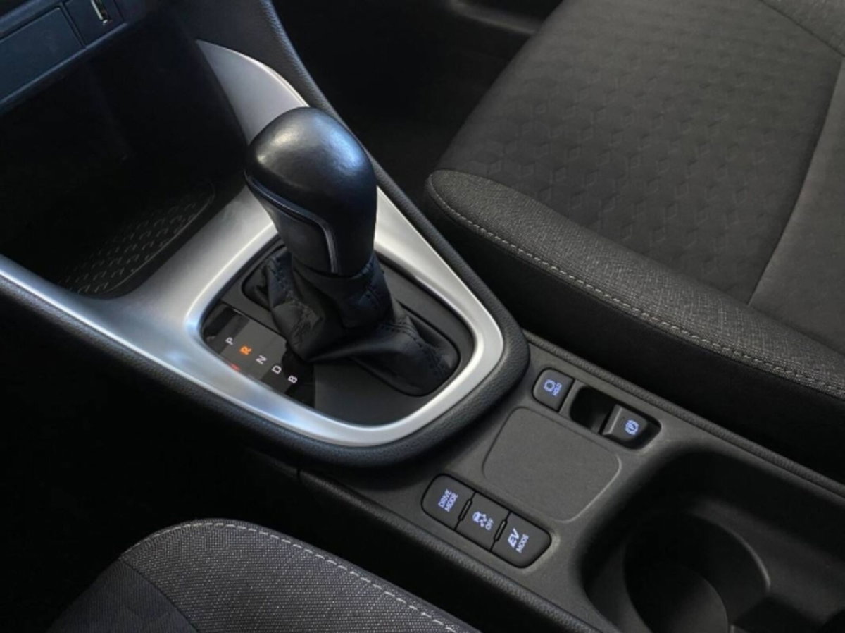 Toyota Yaris Cross 1.5 Hybrid 5p. E-CVT Premiere (19)