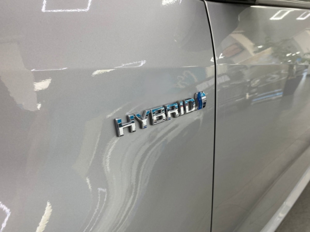 Toyota Yaris Cross 1.5 Hybrid 5p. E-CVT Premiere (4)