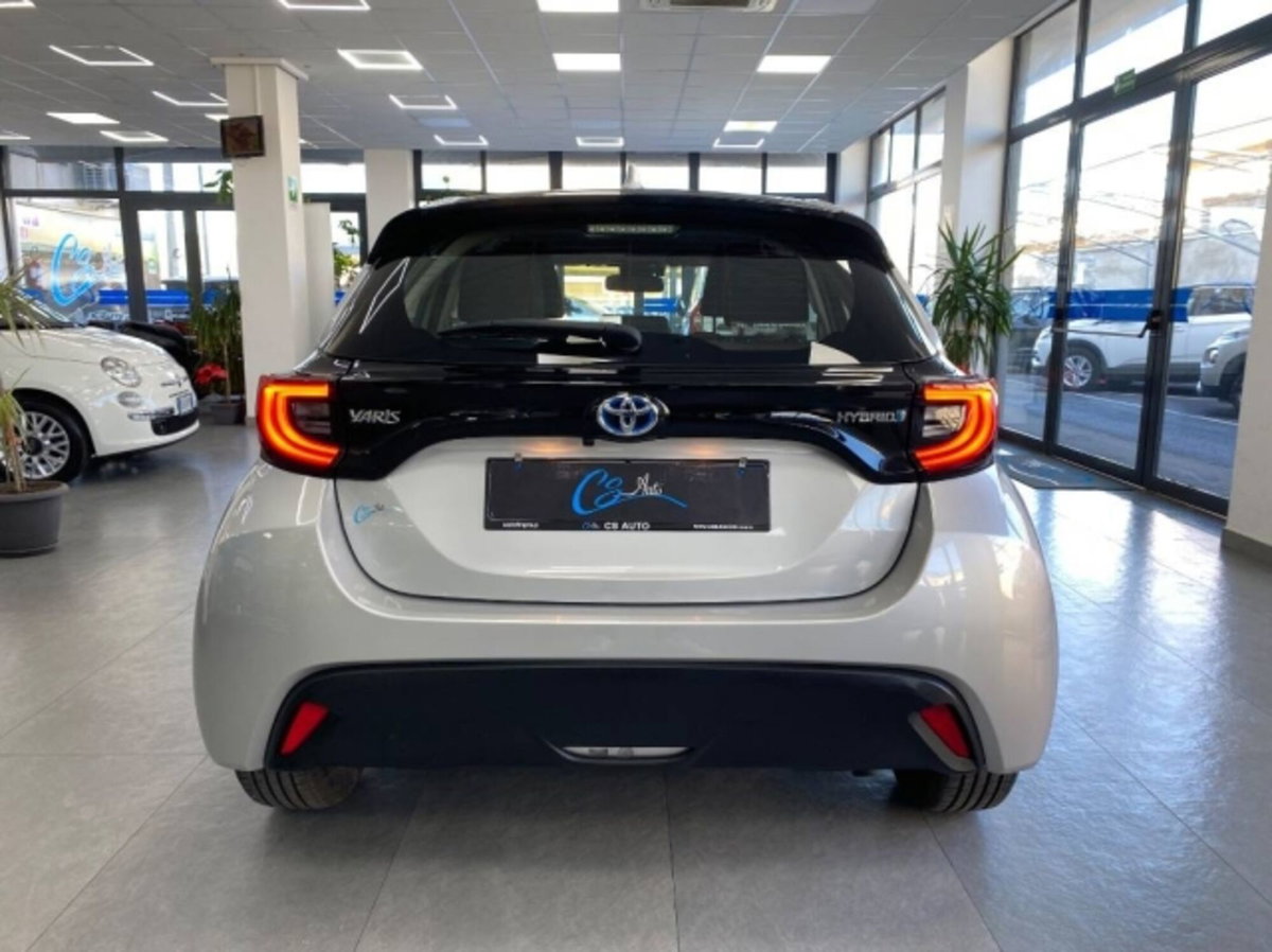 Toyota Yaris Cross 1.5 Hybrid 5p. E-CVT Premiere (6)