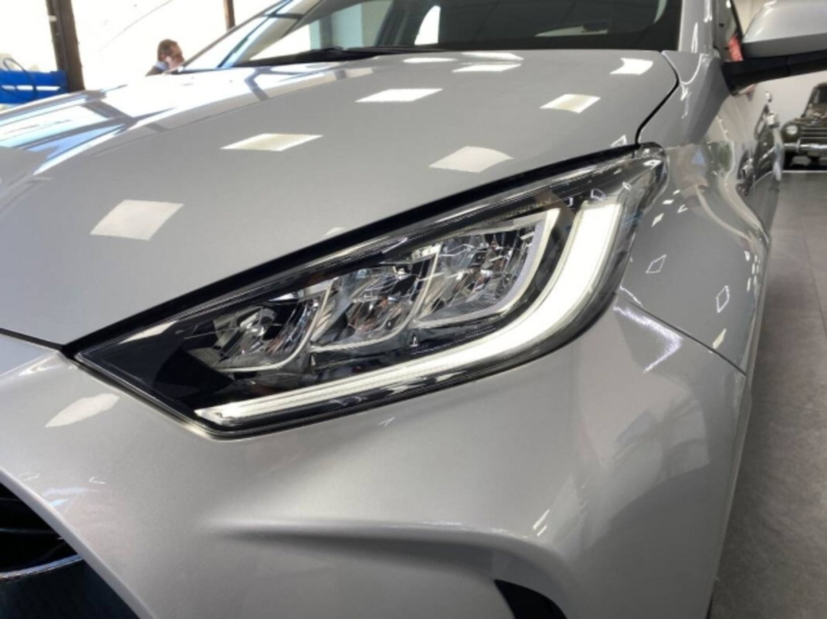 Toyota Yaris Cross 1.5 Hybrid 5p. E-CVT Premiere (9)