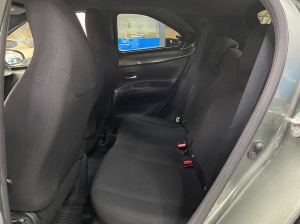 Toyota Aygo X 1.0 Trend 72cv (12)
