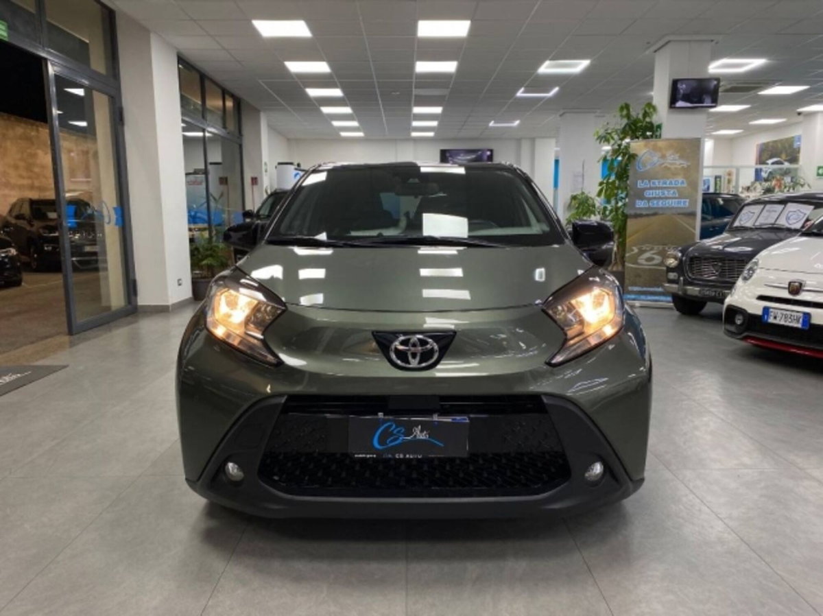Toyota Aygo X 1.0 Trend 72cv (2)