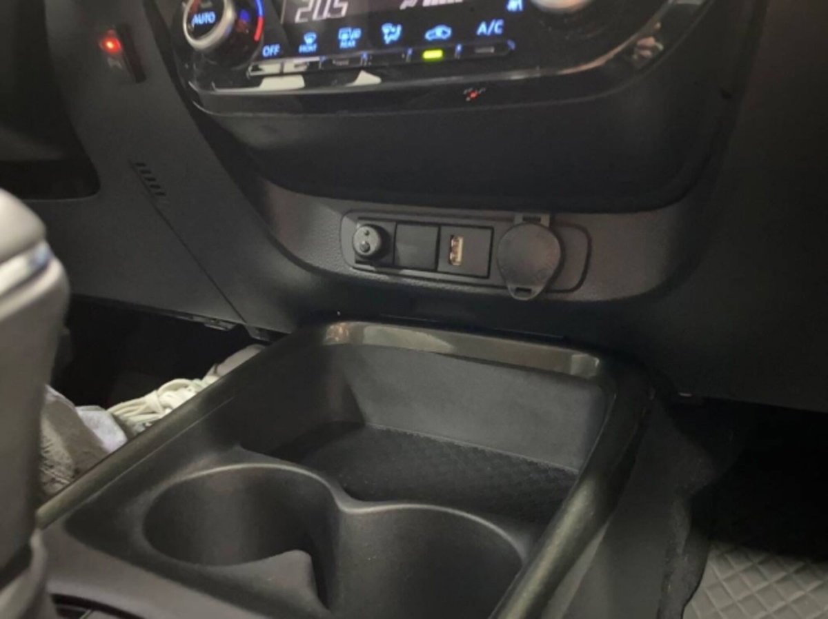 Toyota Aygo X 1.0 Trend 72cv (20)