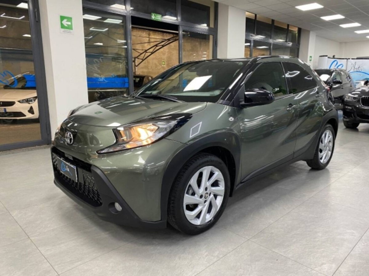 Toyota Aygo X 1.0 Trend 72cv (3)