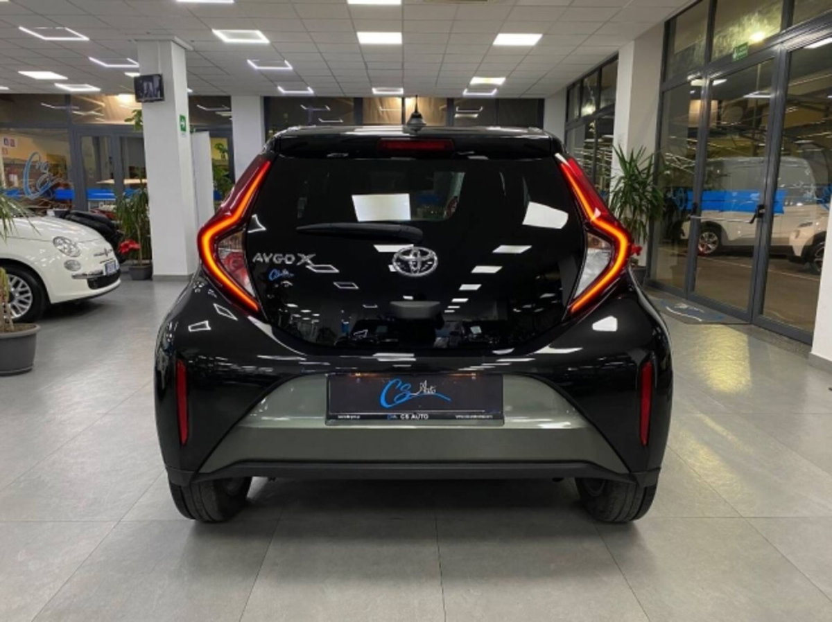 Toyota Aygo X 1.0 Trend 72cv (5)