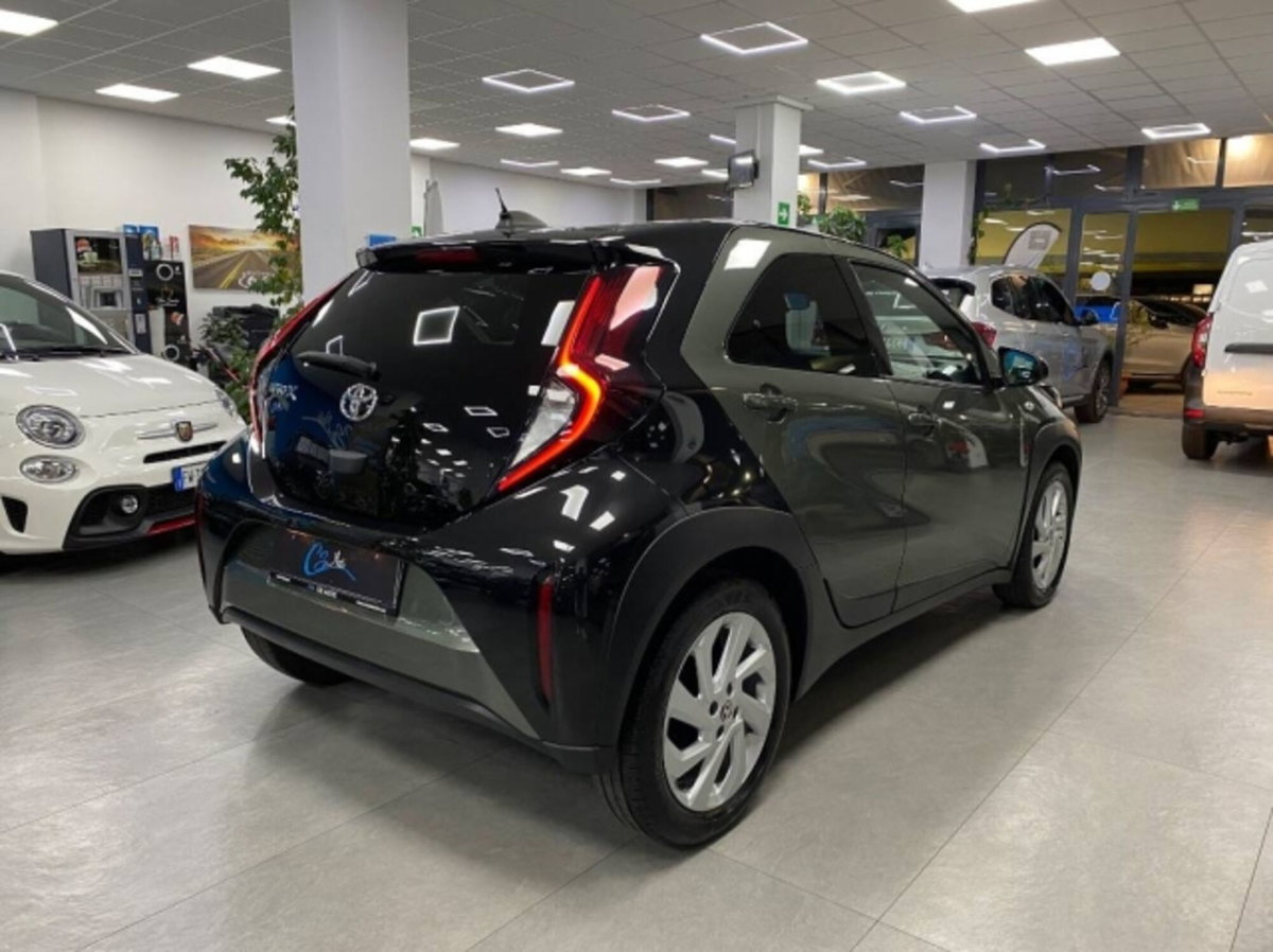 Toyota Aygo X 1.0 Trend 72cv (6)