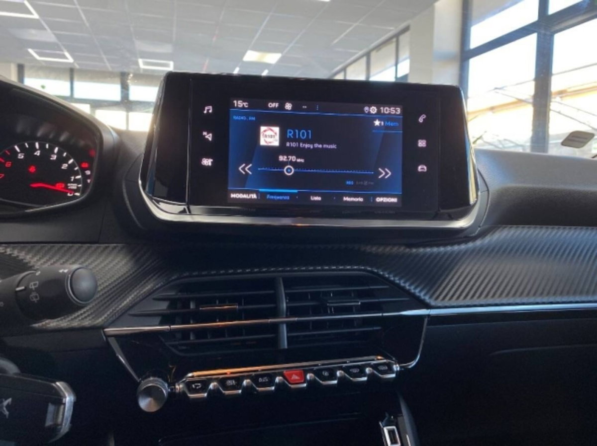 Peugeot 2008 100 Active (16)