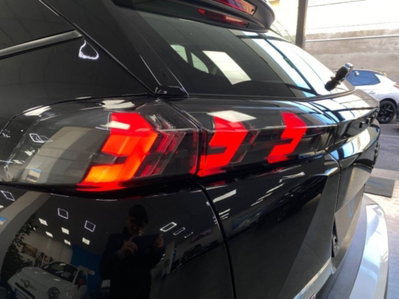 Peugeot 2008 100 Active (8)