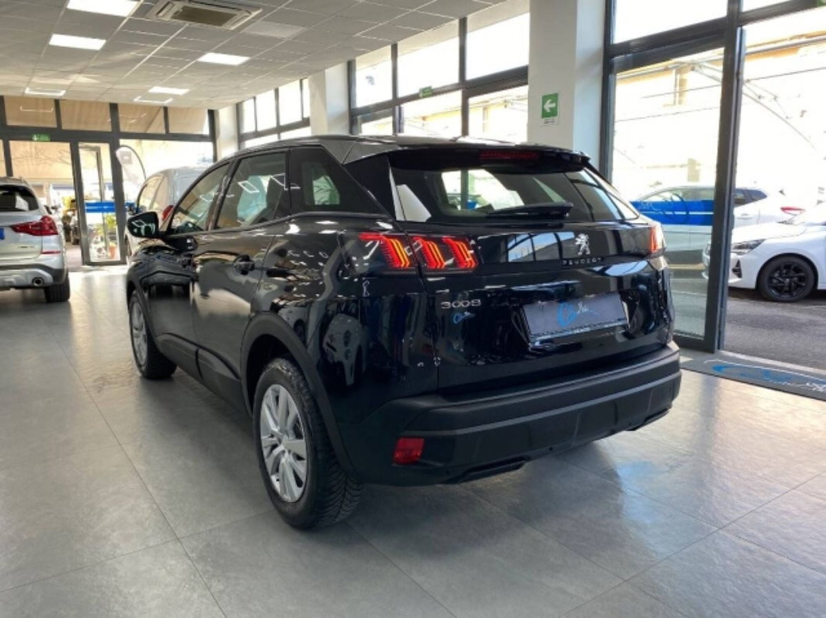 Peugeot 3008 BlueHDi 130 S&S EAT8 Active Business (4)