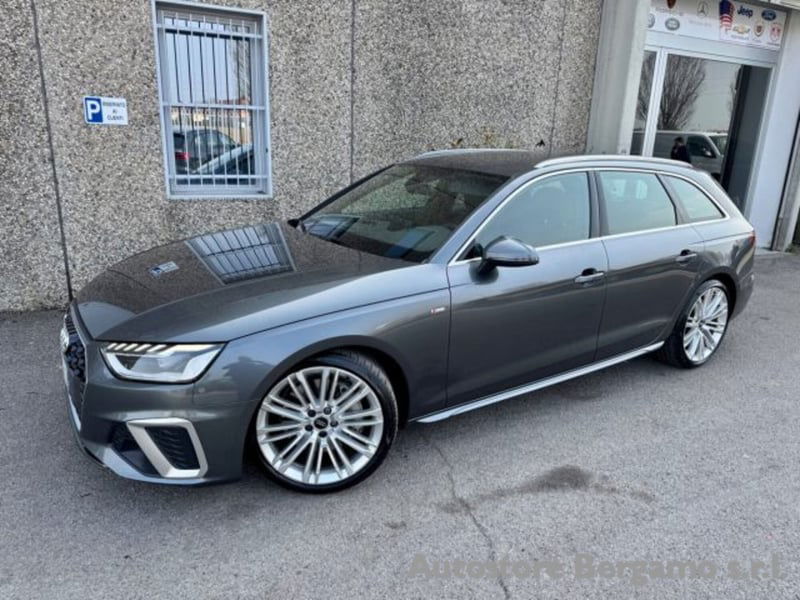 Audi A4 Avant 45 TFSI quattro S tronic S line edition