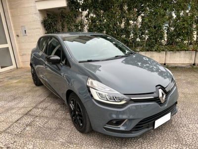 Renault Clio dCi 8V 75 CV 5 porte Moschino Intens usata
