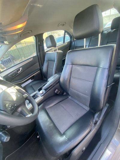 Mercedes-Benz Classe E 250 CDI BlueEFFICIENCY 4M. Avantgarde (9)