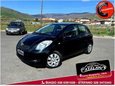 Toyota Yaris 16V cat 5 porte Sol usata