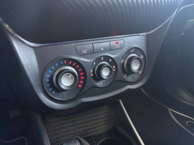 Alfa Romeo MiTo 1.3 JTDm 85 CV S&S Impression (16)