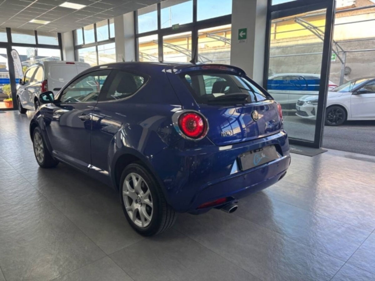 Alfa Romeo MiTo 1.3 JTDm 85 CV S&S Impression (4)