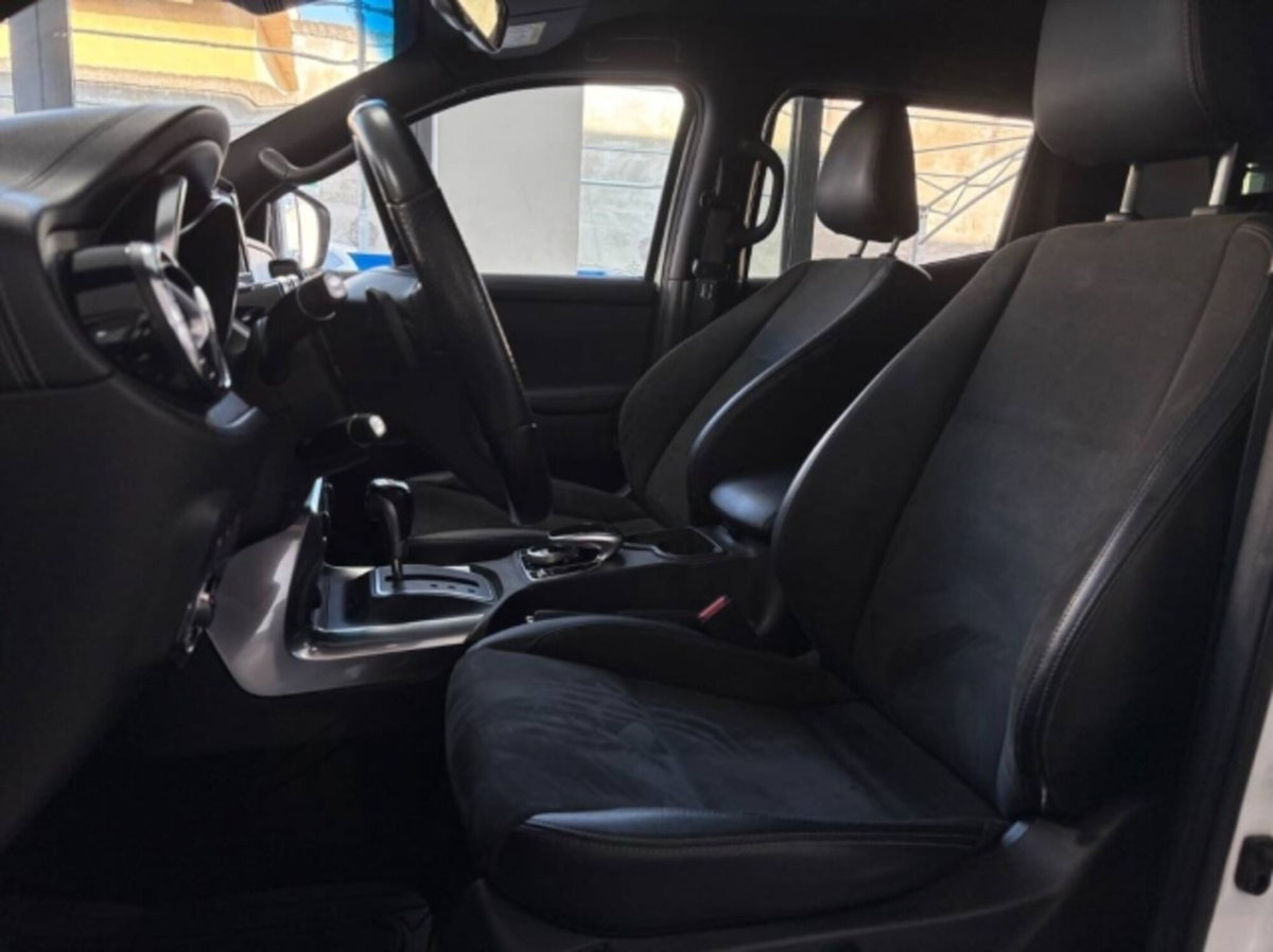 Mercedes-Benz Classe X Pick-up 350 d 4Matic Progressive (17)