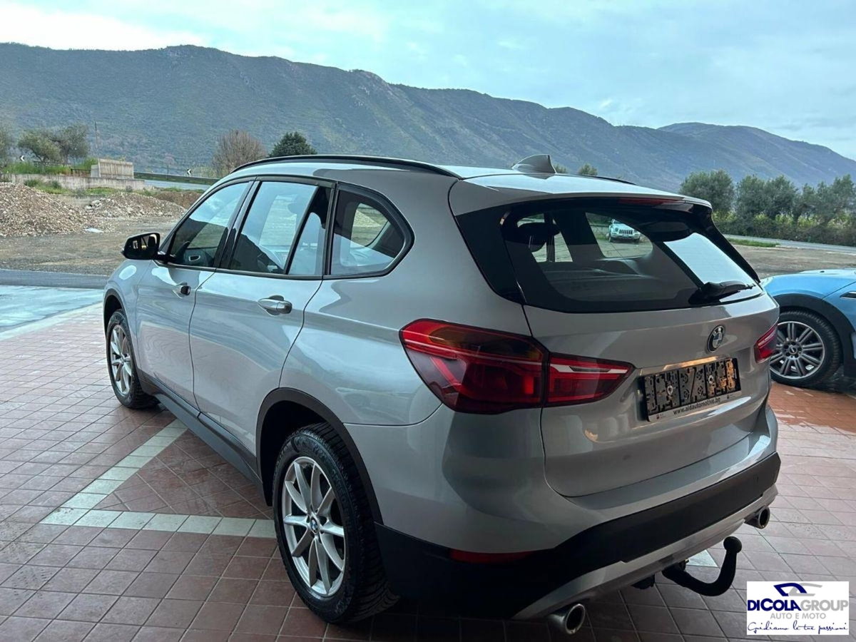 BMW X1 sDrive18d Advantage (4)