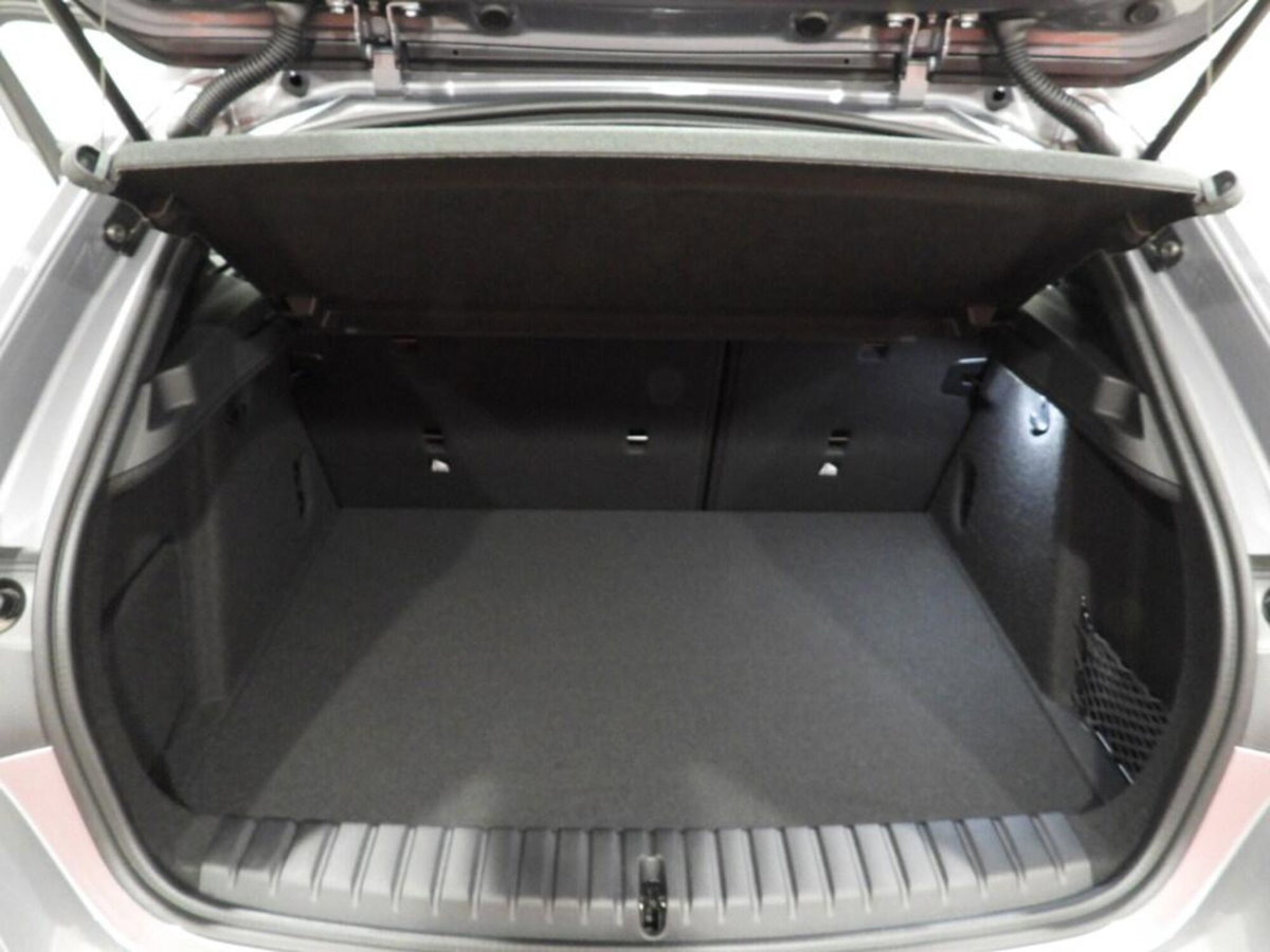 BMW Serie 1 116 auto (13)
