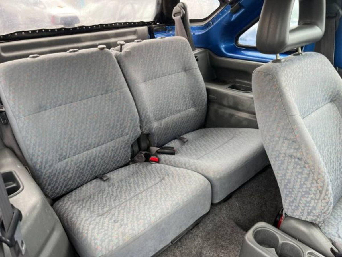 Suzuki Jimny 1.3i 16V cat 4WD JLX (11)