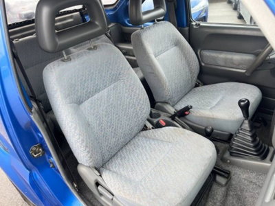 Suzuki Jimny 1.3i 16V cat 4WD JLX (9)