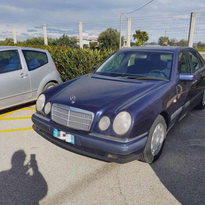 Mercedes-Benz Classe E 250 turbodiesel cat Elegance