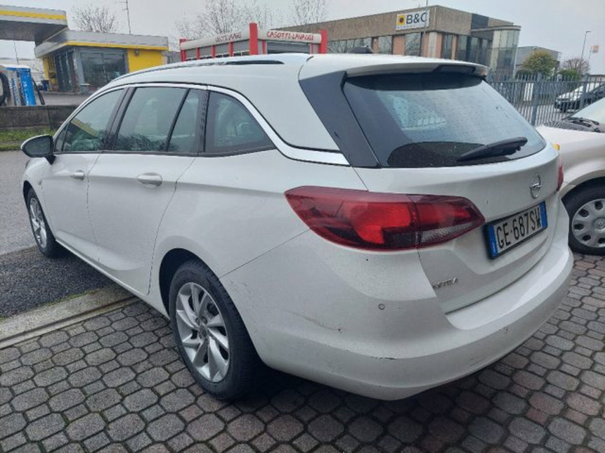 Opel Astra Station Wagon 1.5 CDTI 105 CV S&S Sports 2020 (3)