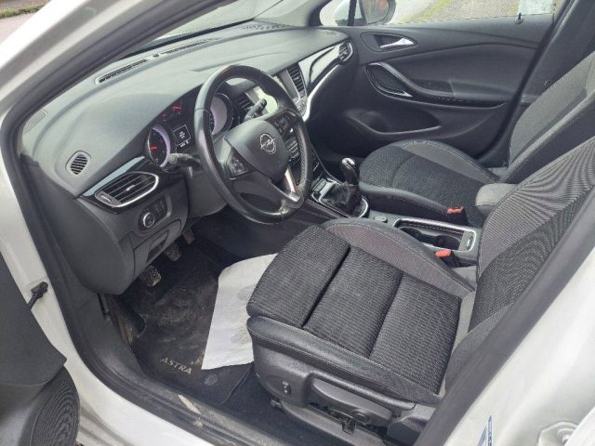 Opel Astra Station Wagon 1.5 CDTI 105 CV S&S Sports 2020 (5)