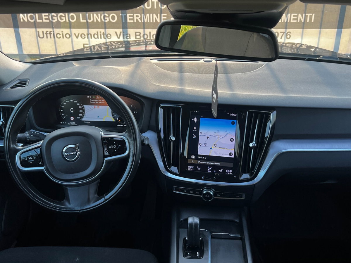 Volvo V60 B4 Geartronic R-design (11)