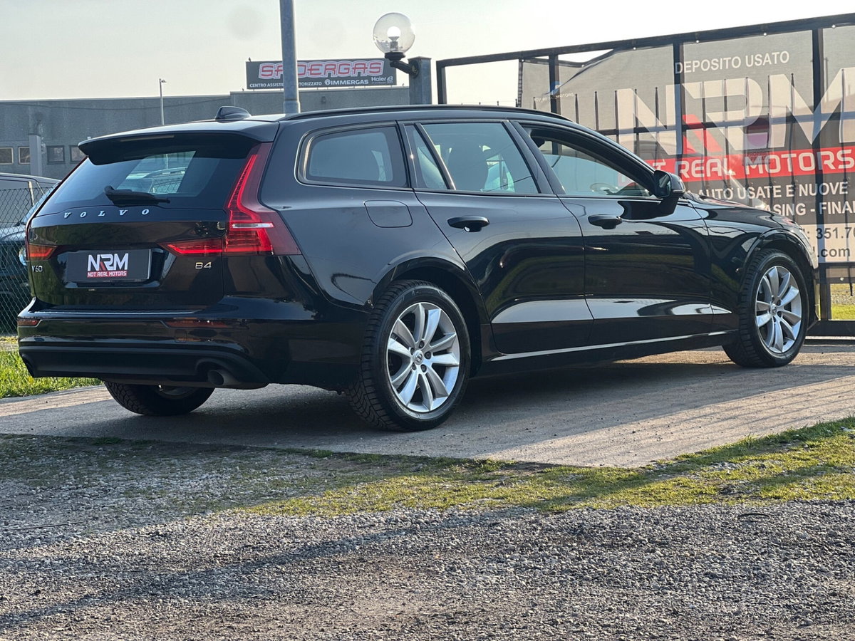 Volvo V60 B4 Geartronic R-design (4)