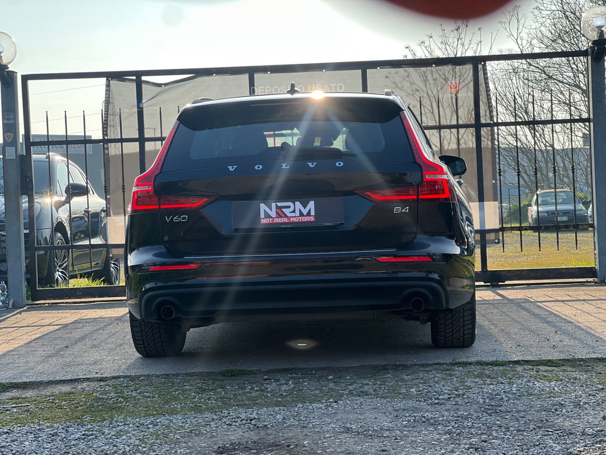 Volvo V60 B4 Geartronic R-design (5)