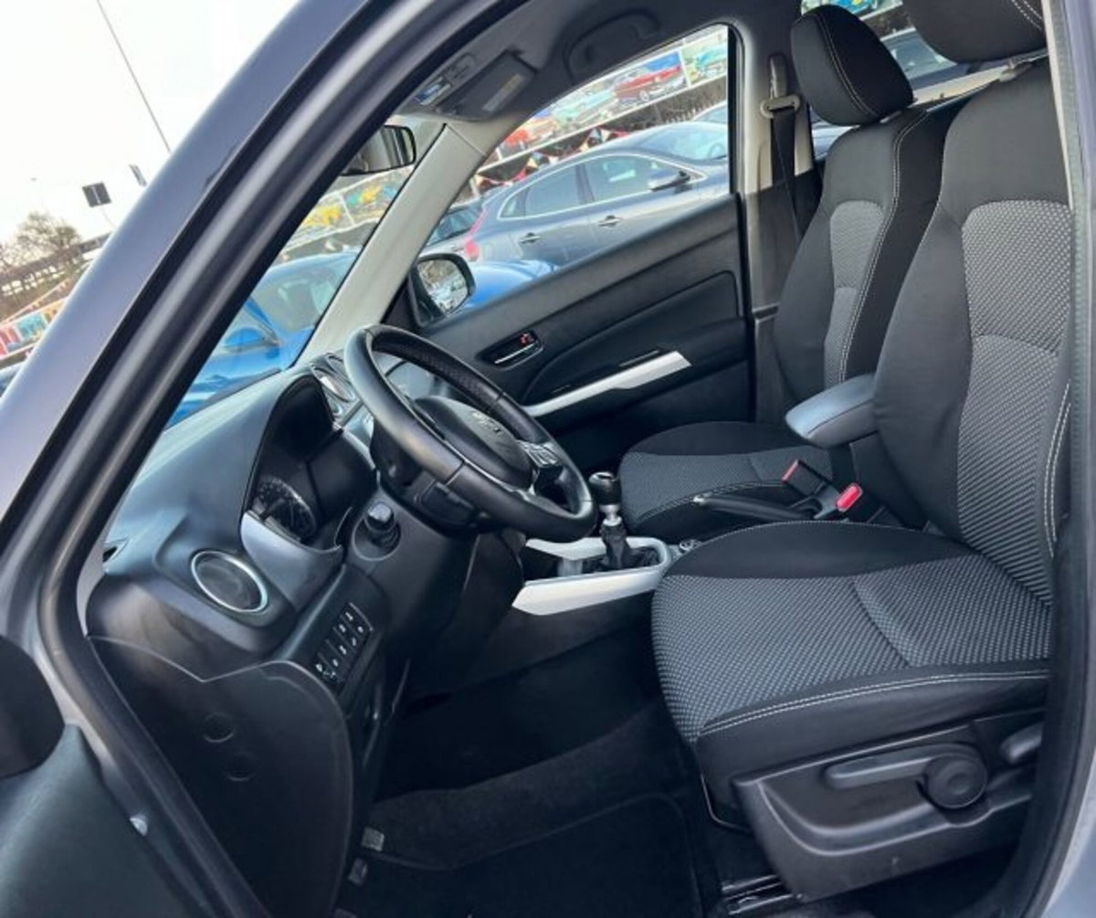 Suzuki Vitara 1.6 DDiS 4WD AllGrip V-Cool (6)