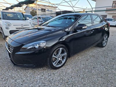 Volvo V40 D2 Geartronic Momentum  usata