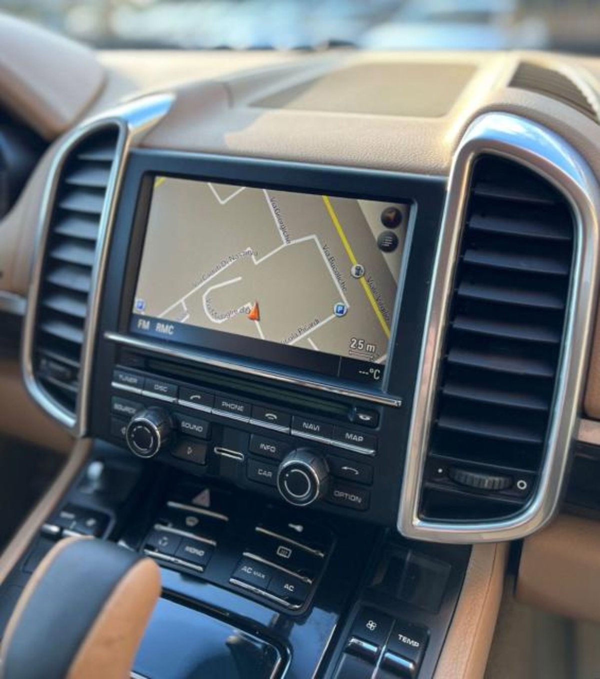 Porsche Cayenne 3.0 Diesel (14)