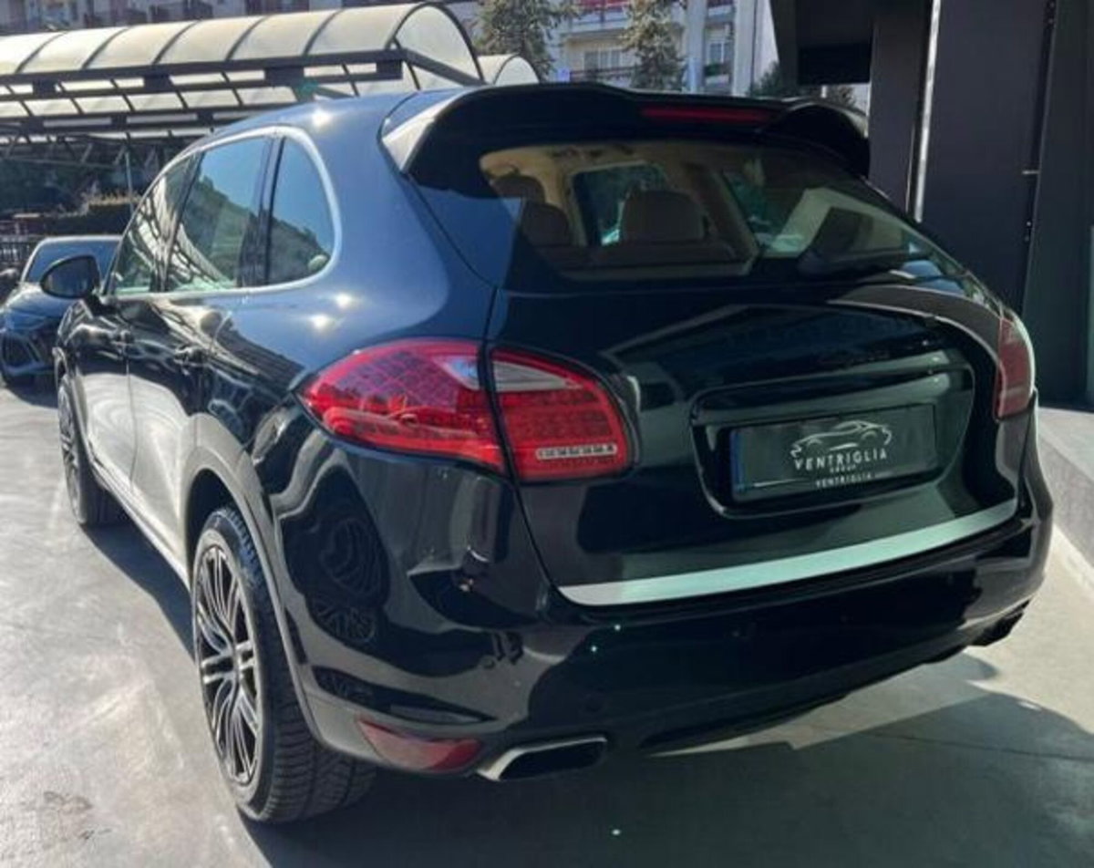 Porsche Cayenne 3.0 Diesel (2)