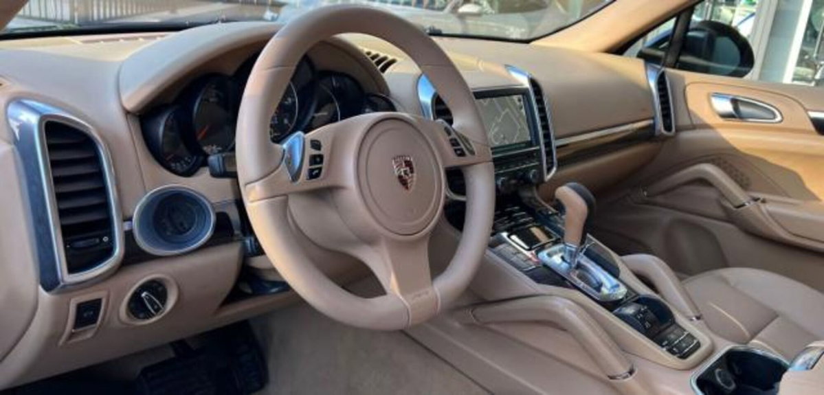 Porsche Cayenne 3.0 Diesel (9)