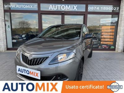Lancia Ypsilon 1.0 FireFly 5 porte S&S Hybrid Silver Plus usata