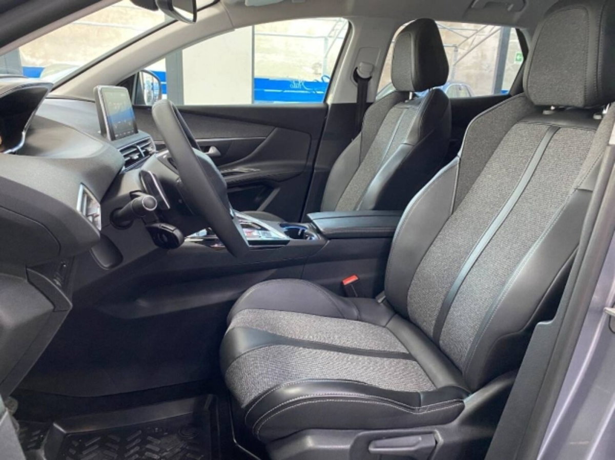 Peugeot 3008 BlueHDi 130 S&S EAT8 Active Business (13)