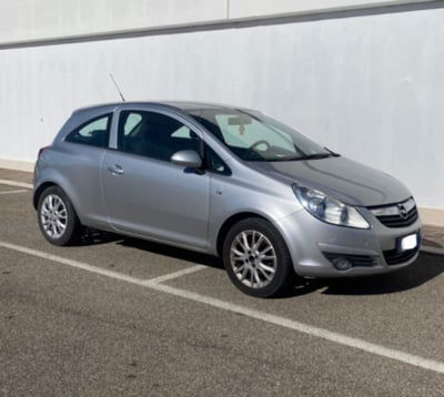 Opel Corsa 1.2 80CV 3 porte GPL-TECH Club usata