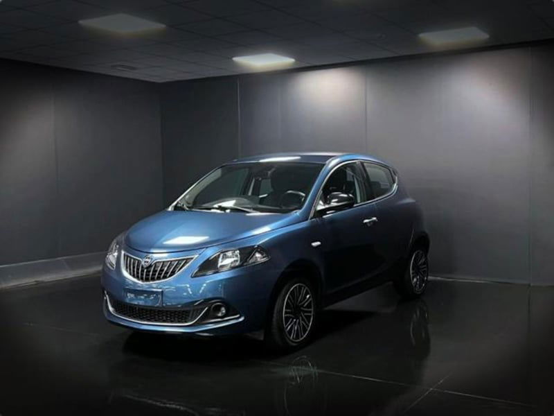 Lancia Ypsilon 1.0 FireFly 5 porte S&S Hybrid Gold Plus