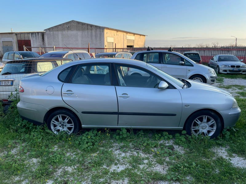 SEAT Cordoba 1.9 TDI/101CV Signo