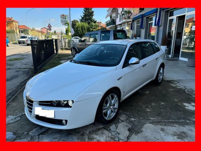 Alfa Romeo 159 SportWagon 2.0 JTDm 136 CV Sportwagon Distinctive usata