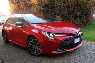 Toyota Corolla 2.0 Hybrid Style  usata