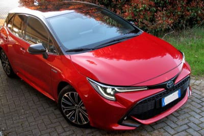 Toyota Corolla 2.0 Hybrid Style usata